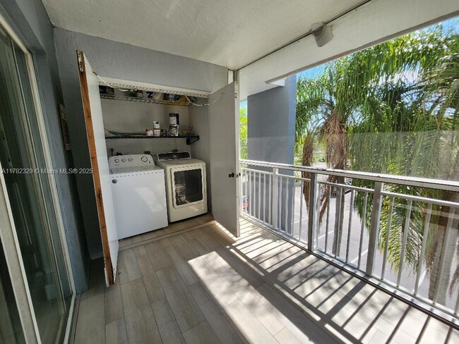 Building Photo - 8610 SW 212th St