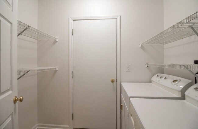 Building Photo - 444 Windham Cove Dr