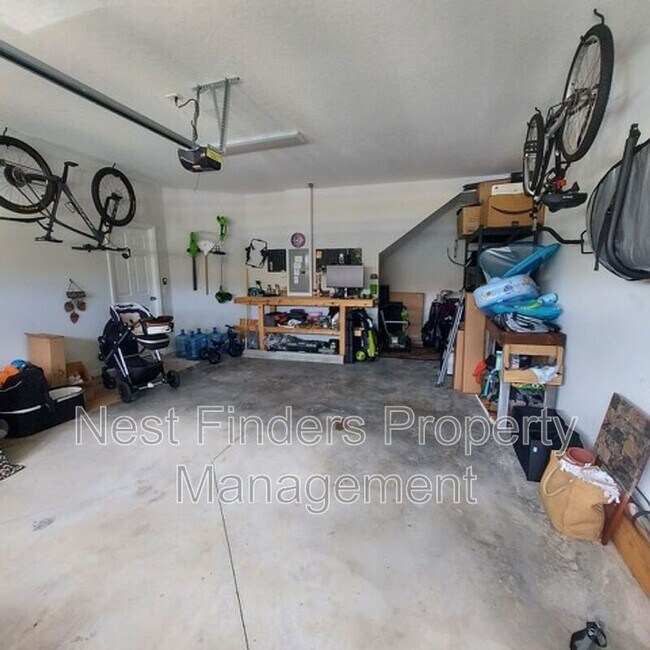 Building Photo - 7061 Azalea Grove Dr