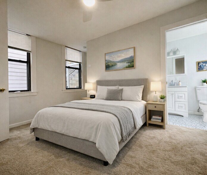 Building Photo - 982 Hatch St