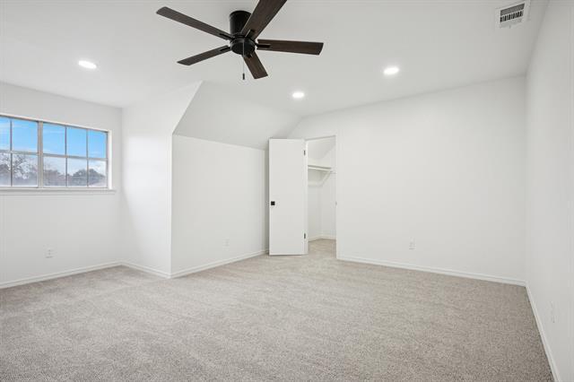 Building Photo - 7626 Dentcrest Dr