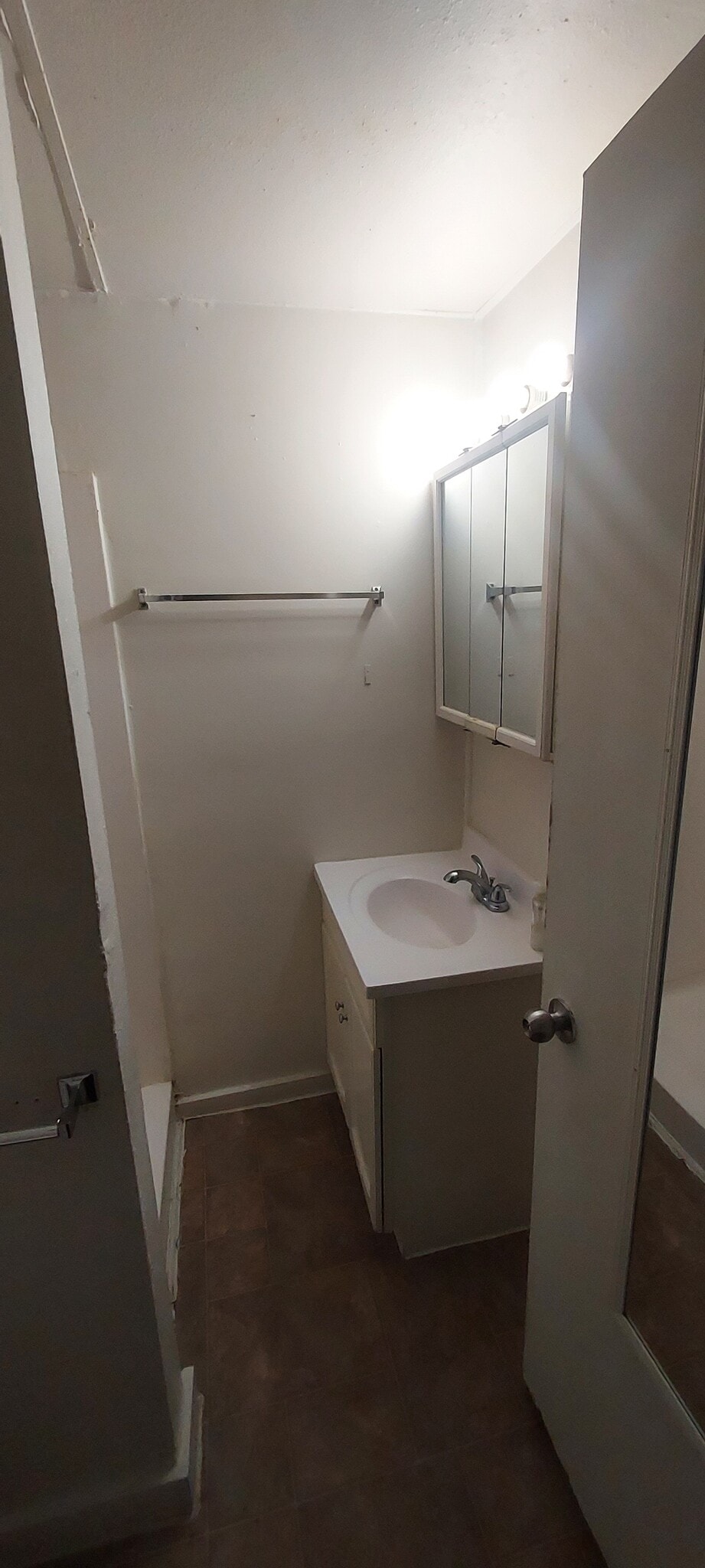 Building Photo - 2802 S Main St