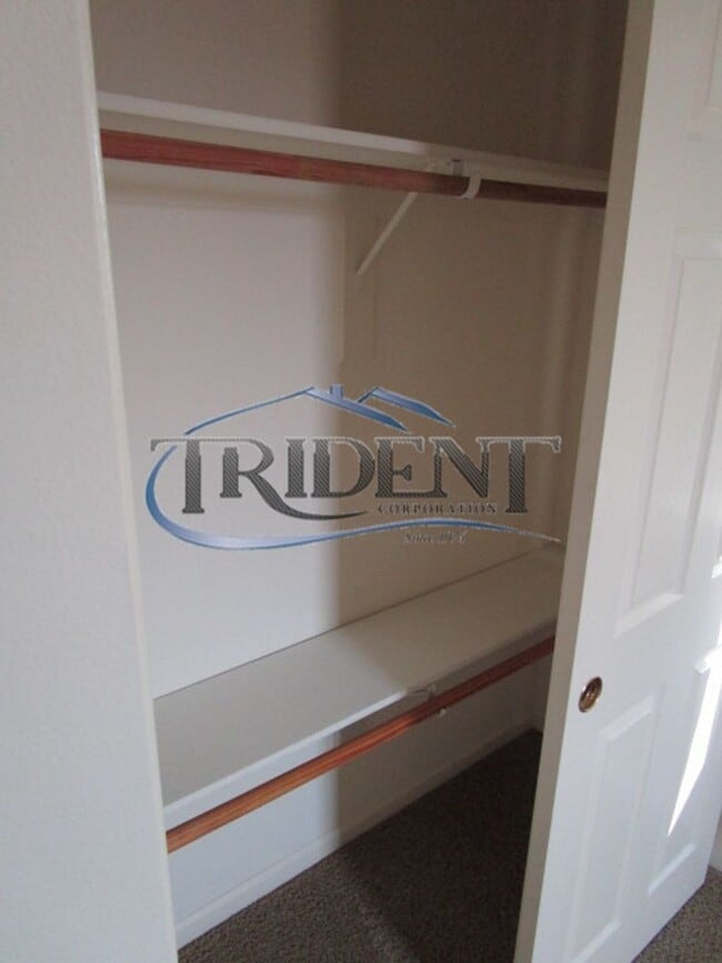 Building Photo - *OPEN HOUSE CANCELED* 3 bedroom, 3 bath house with Bonus Room