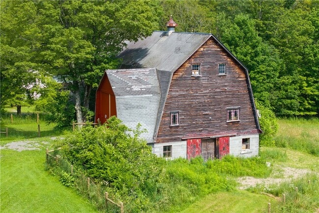 Building Photo - 1399 Arbuckle Hollow Rd