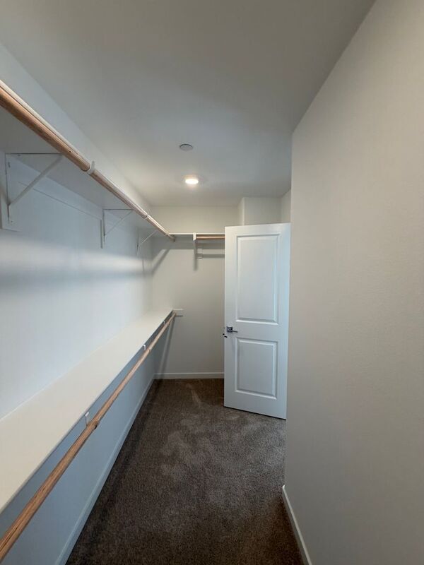 Building Photo - 36549 Altisima Dr