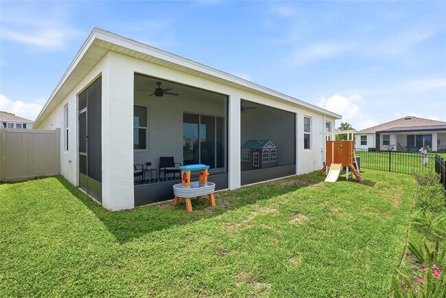 Building Photo - 3228 Living Coral Dr
