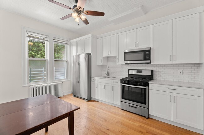 Building Photo - 103 Sanford Pl