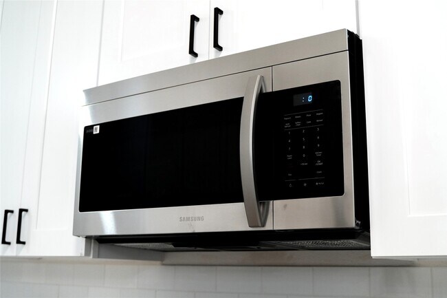 Building Photo - 9705 Garcroft St