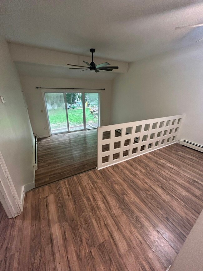 Building Photo - 11 RiverBend Dr