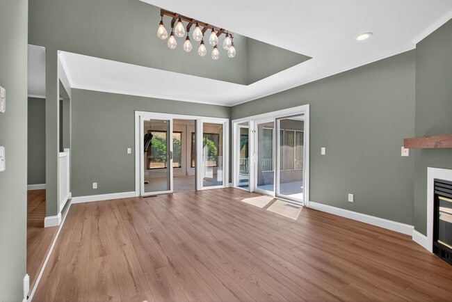 Building Photo - 18609 Broadfield Dr