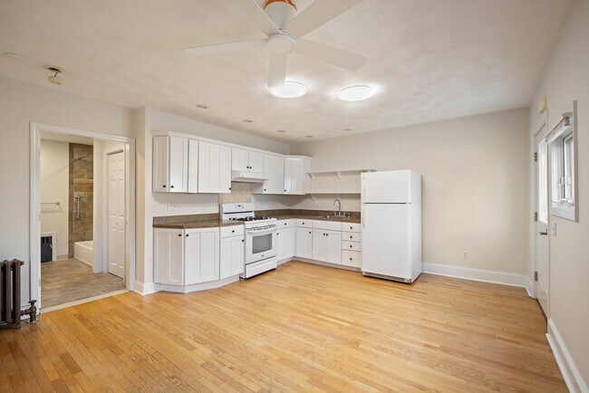 Building Photo - 97 Winthrop Shore Dr