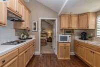 Building Photo - 3004 Lusitana Dr