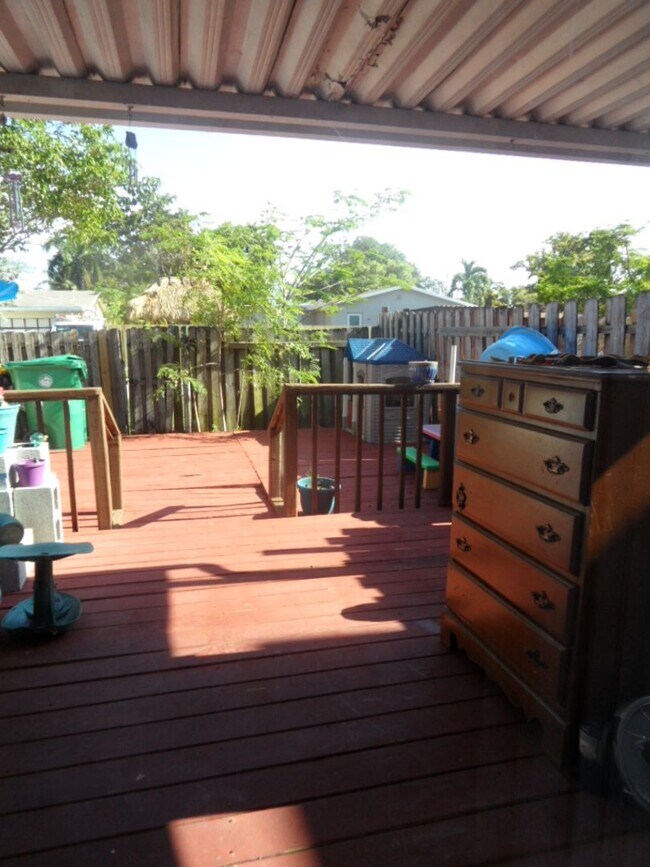 Building Photo - 3B/2B Beautiful & Spacious Townhome At Dan...