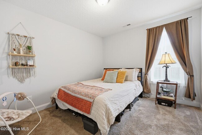 Building Photo - 708 Puppy Drum Ln