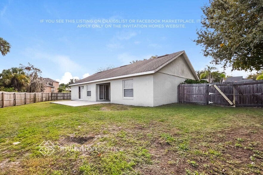 Building Photo - 4001 Saddlewood Dr