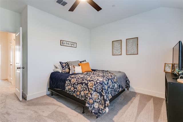 Building Photo - 7605 Reis Ln