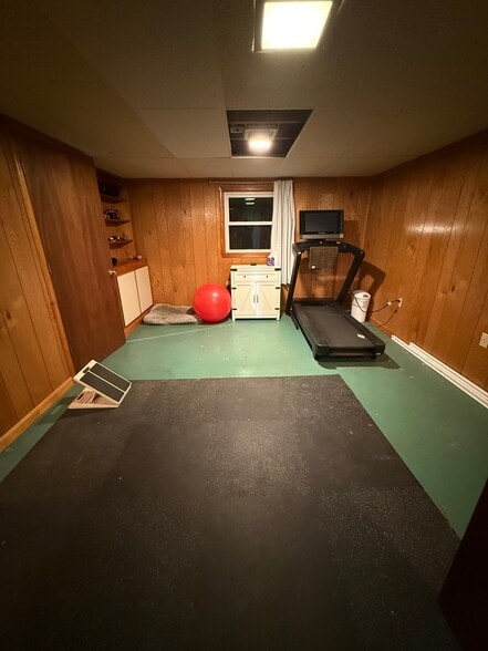 Building Photo - 9405 Mountain Run Lake Rd