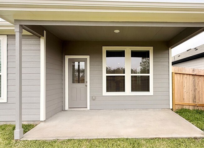 Building Photo - 24657 Monarch Forest Dr