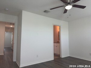 Building Photo - 6942 Crestway Rd