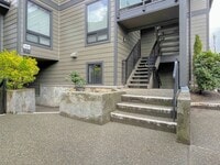 Building Photo - Spacious 2bd/2bth Licton Springs Condo - $...