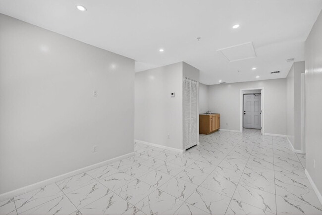 Building Photo - 3255 Avenue J