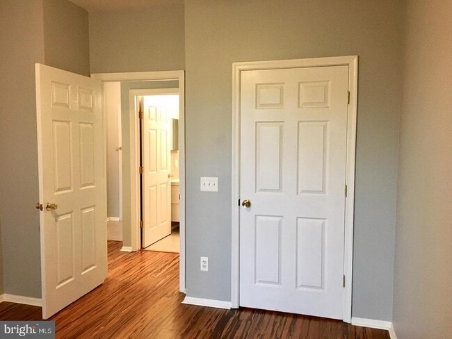 Building Photo - 1521 Spring Gate Dr.