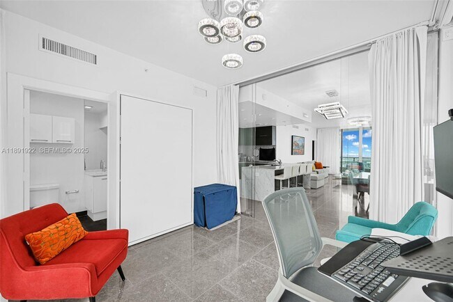 Building Photo - 900 Biscayne Blvd