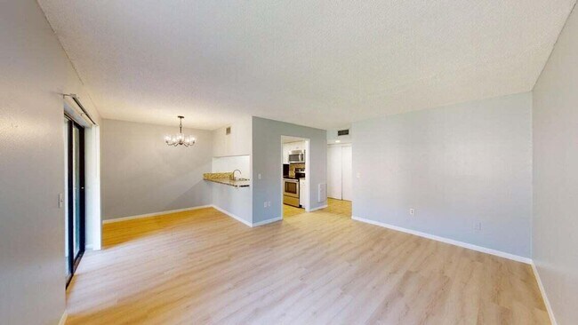 Building Photo - 126 San Paulo Cir