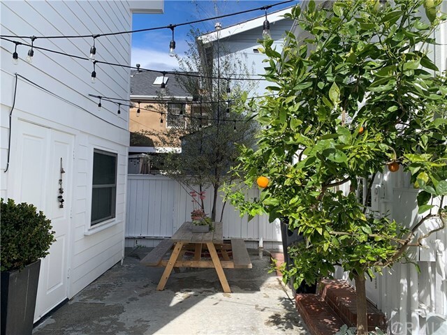 Building Photo - 115 Amethyst Ave
