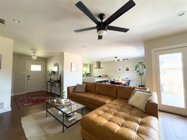 Building Photo - 3704 Harpers Ferry Ln