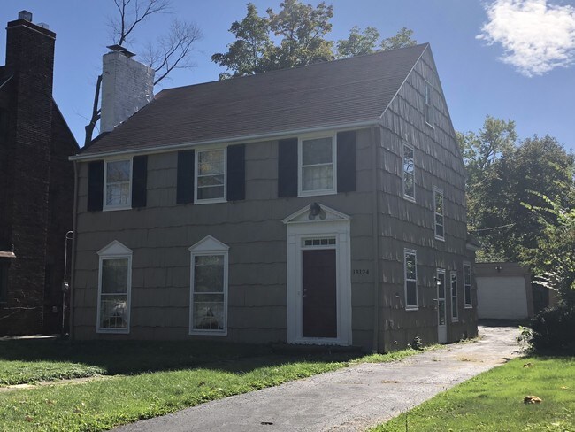 Building Photo - 18124 Lomond Blvd