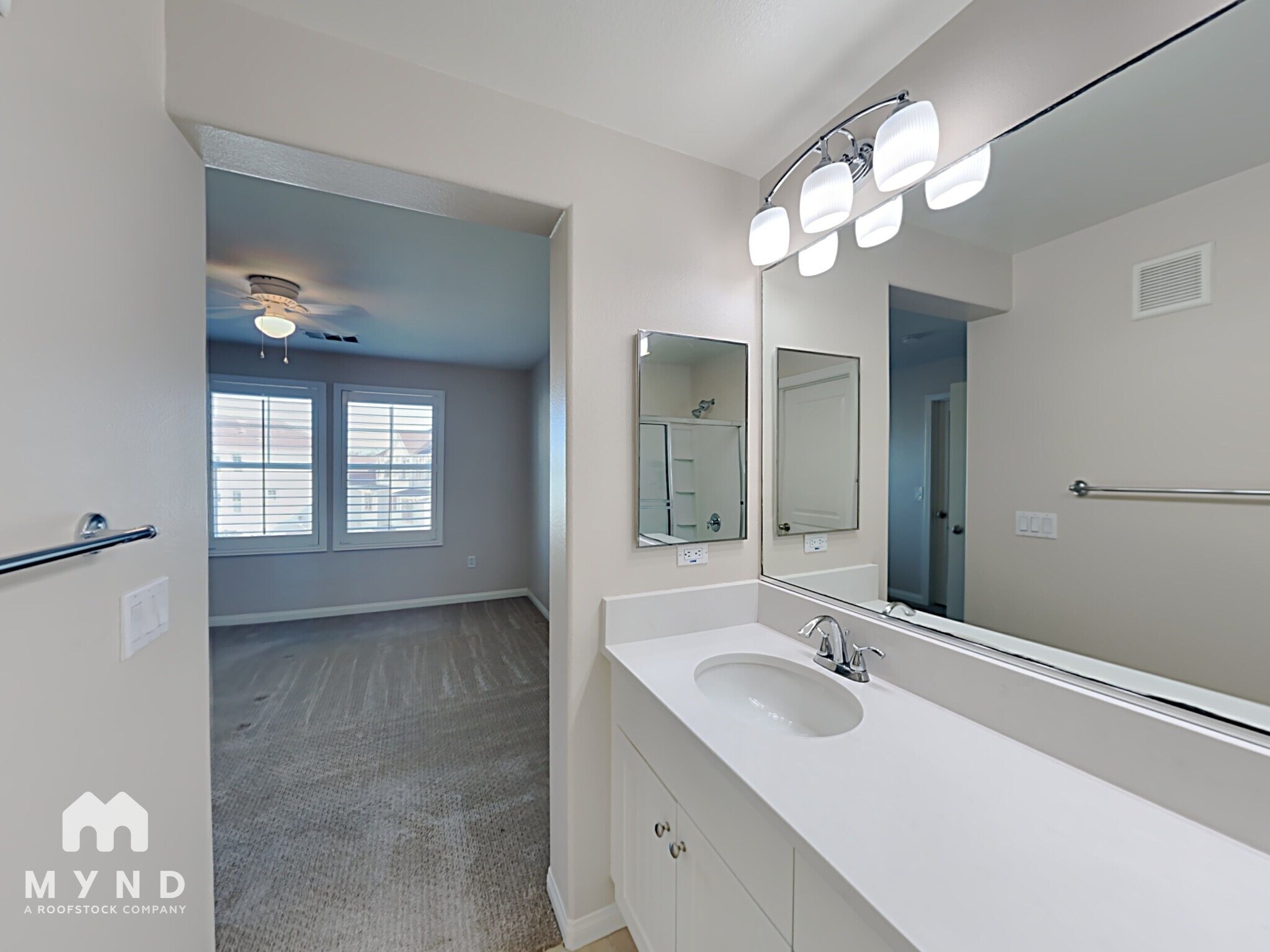 Building Photo - 815 Harbor Cliff Way