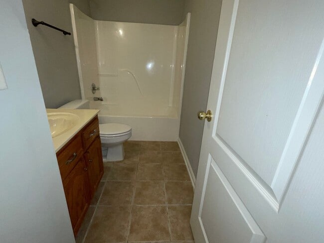 Building Photo - Leewood