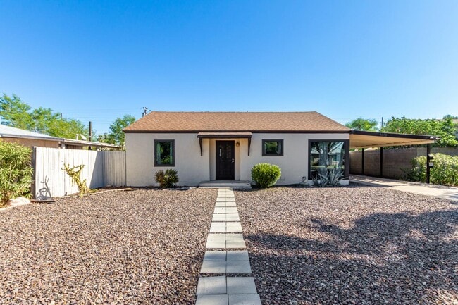 Building Photo - 4613 N 11th Pl