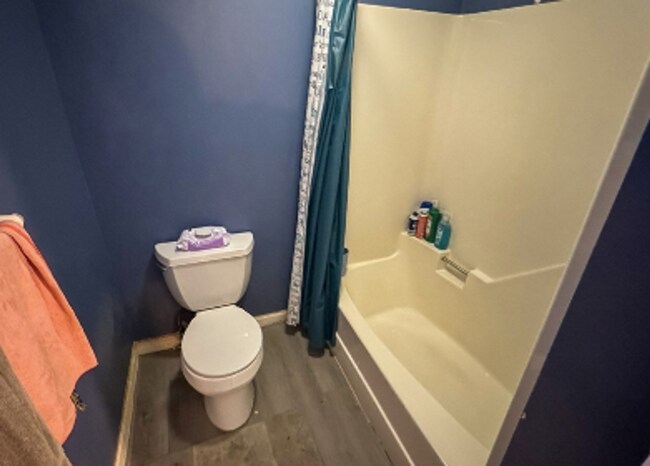 Building Photo - 2-bedroom, 1.5-bath townhome