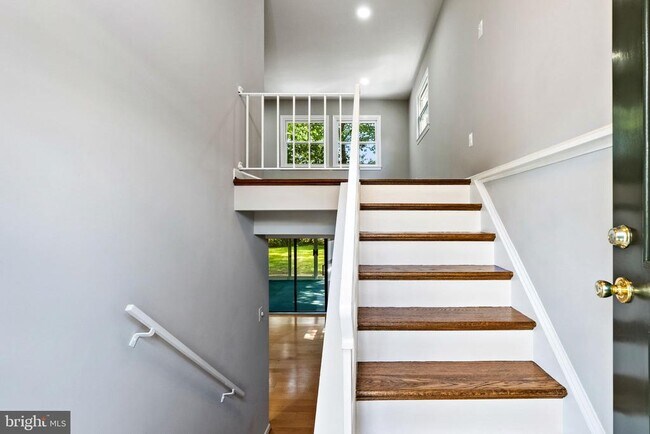 Building Photo - 1006 S Ironwood Rd