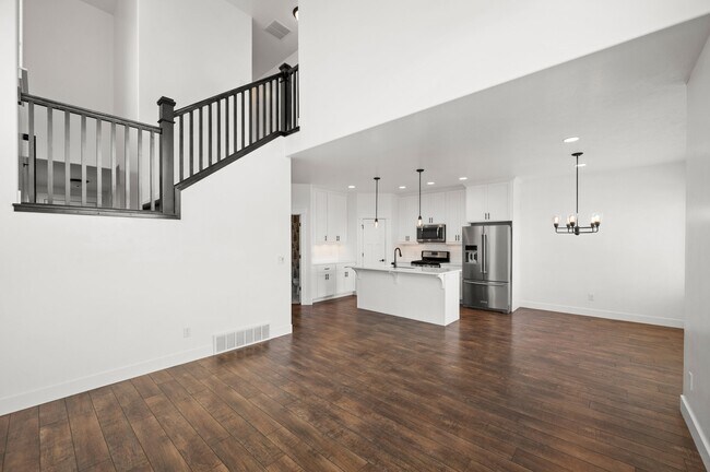 Building Photo - 15392 S Skyraider Ln
