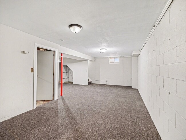 Building Photo - Bellevue 3 bedroom house for rent