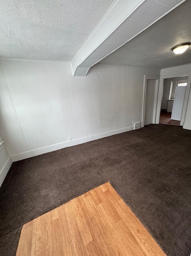 Building Photo - 414 Hamilton Ave