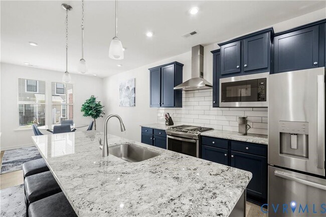 Building Photo - 12221 Dutch Elm Cir
