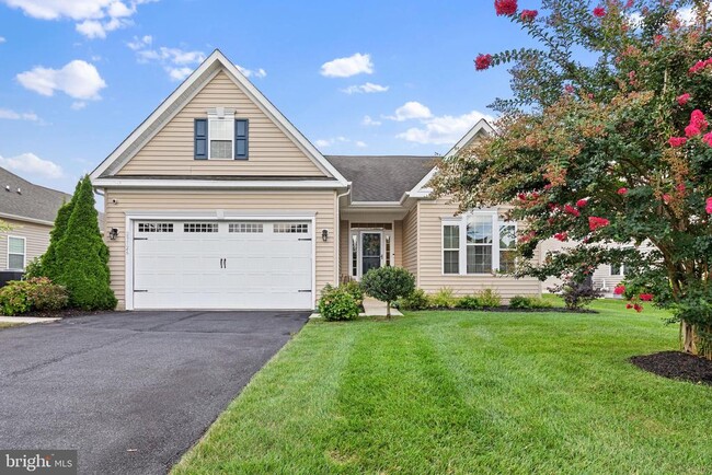 Building Photo - 29726 Vincent Village Dr