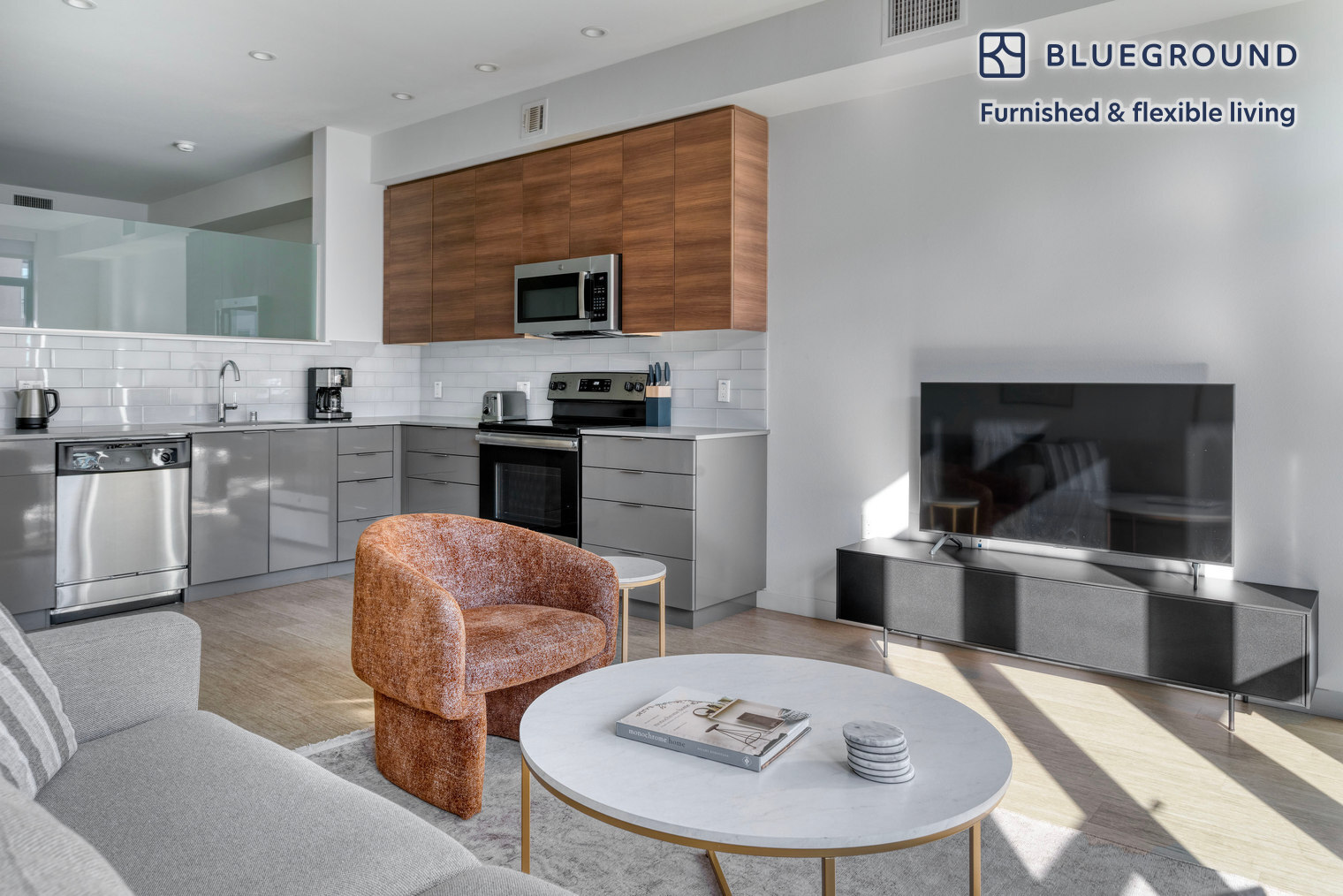 Building Photo - 2000 Fifth Street-SI FL4-ID1505