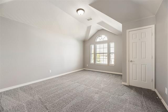 Building Photo - 213 Palomino Ct