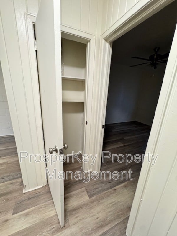 Building Photo - 1436 Brewer Ave