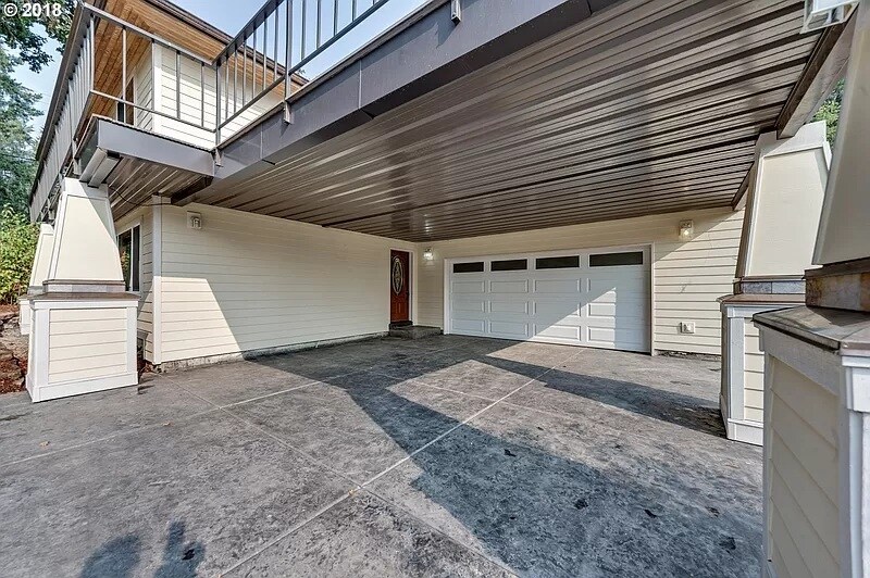 Building Photo - 55881 SW Cherry Grove Dr