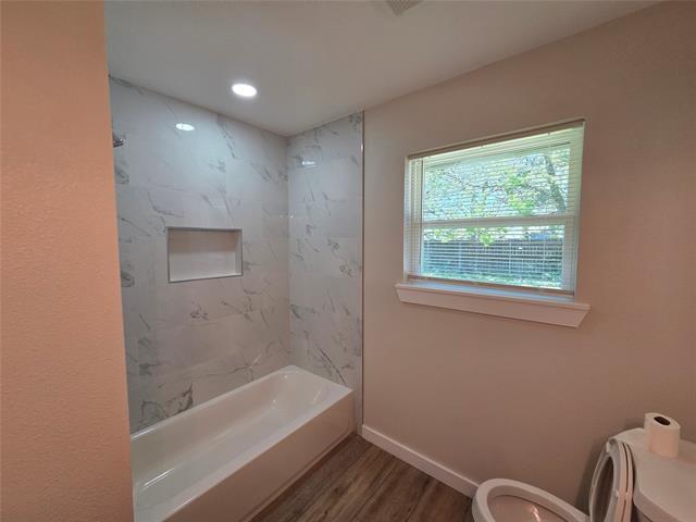 Building Photo - 501 White St