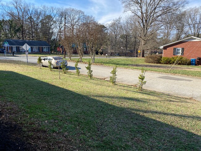 Building Photo - 1829 4th St