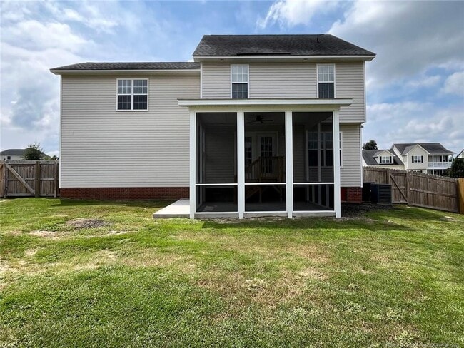 Building Photo - 1508 Thoroughbred Trail