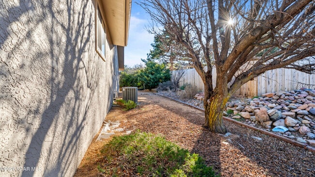 Building Photo - 11113 Cochise Cir