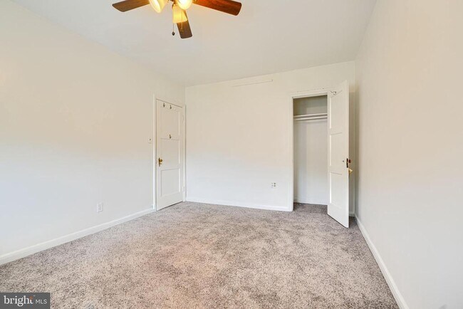 Building Photo - 4318 Seidel Ave
